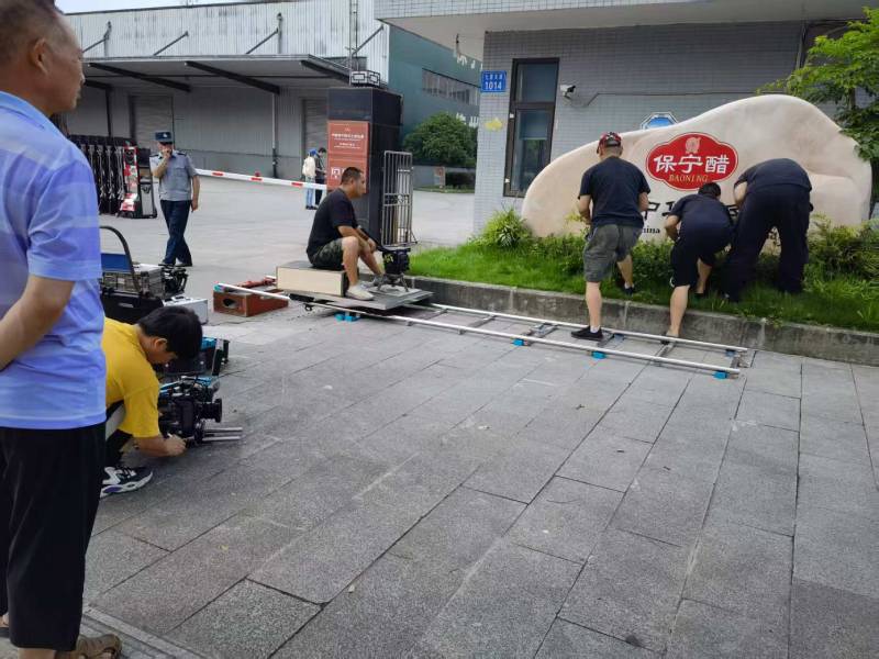 西藏广告片拍摄公司核心优势：全流程服务，让品牌广告片省心更出彩